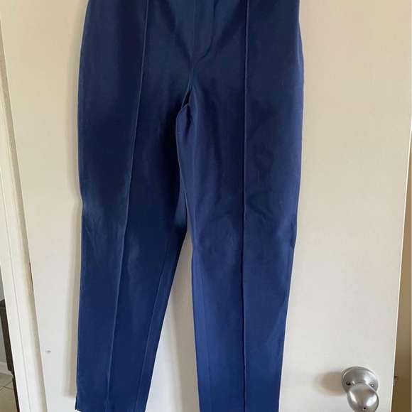 3 pair of Isaac Mizrahi Capri Pants size 4 - 2 navy and 1 gray - Picture 2 of 6
